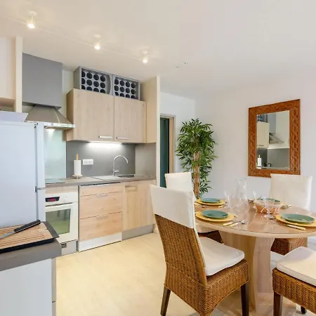 アパート Les Pins Ensoleilles-9 By Interhome *